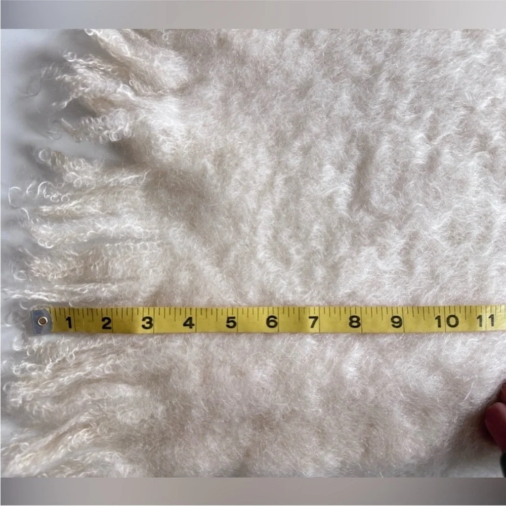 Vintage Beige Wool Chunky Scarf blanket Wrap
